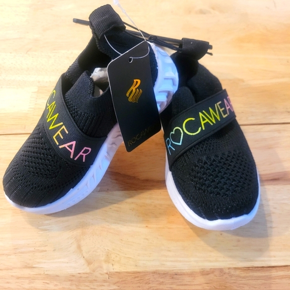 NWT Rocawear Toddler's Sneakers - Picture 1 of 5